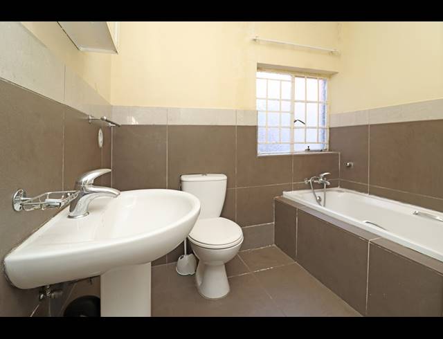 3 BEDROOM HOUSE FOR SALE IN CYRILDENE